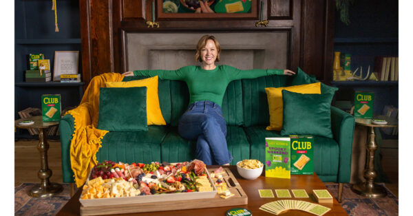 CLUB® CRACKERS BRINGS #BOOKTOK TO LIFE WITH THE FIRST-EVER BOOK CLUB® HOUSE