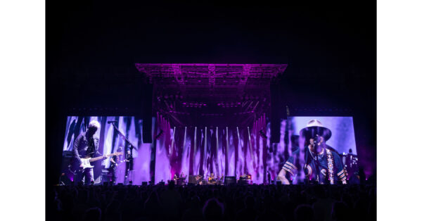 Pearl Jam “Dark Matter” Tour Strikes a Perfect Balance with Elation Lighting
