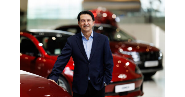 Hyundai Motor Company CEO José Muñoz Named 2025 MotorTrend Person of the Year