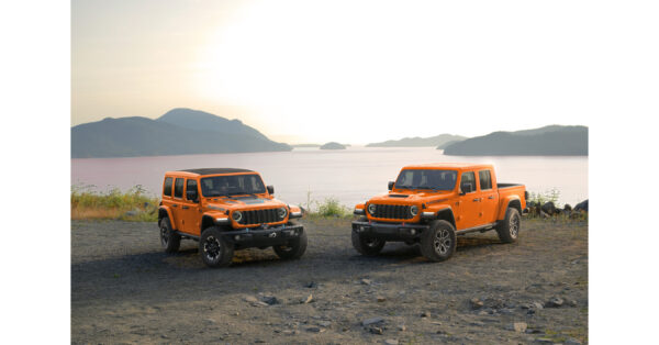 Jeep® Brand Celebrates 4×4 Day With New Limited-edition Orange Color for Wrangler and Gladiator